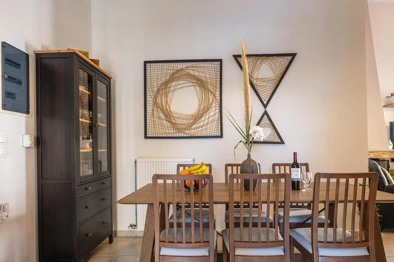 Oddas Beach House Rethymno  Rethymno (Crete)
