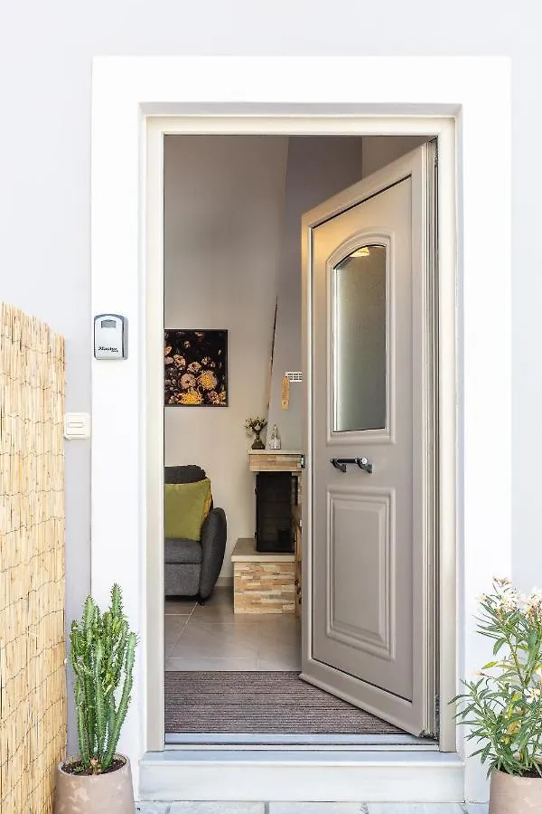 Oddas Beach House Rethymno  Holiday home Rethymno (Crete)