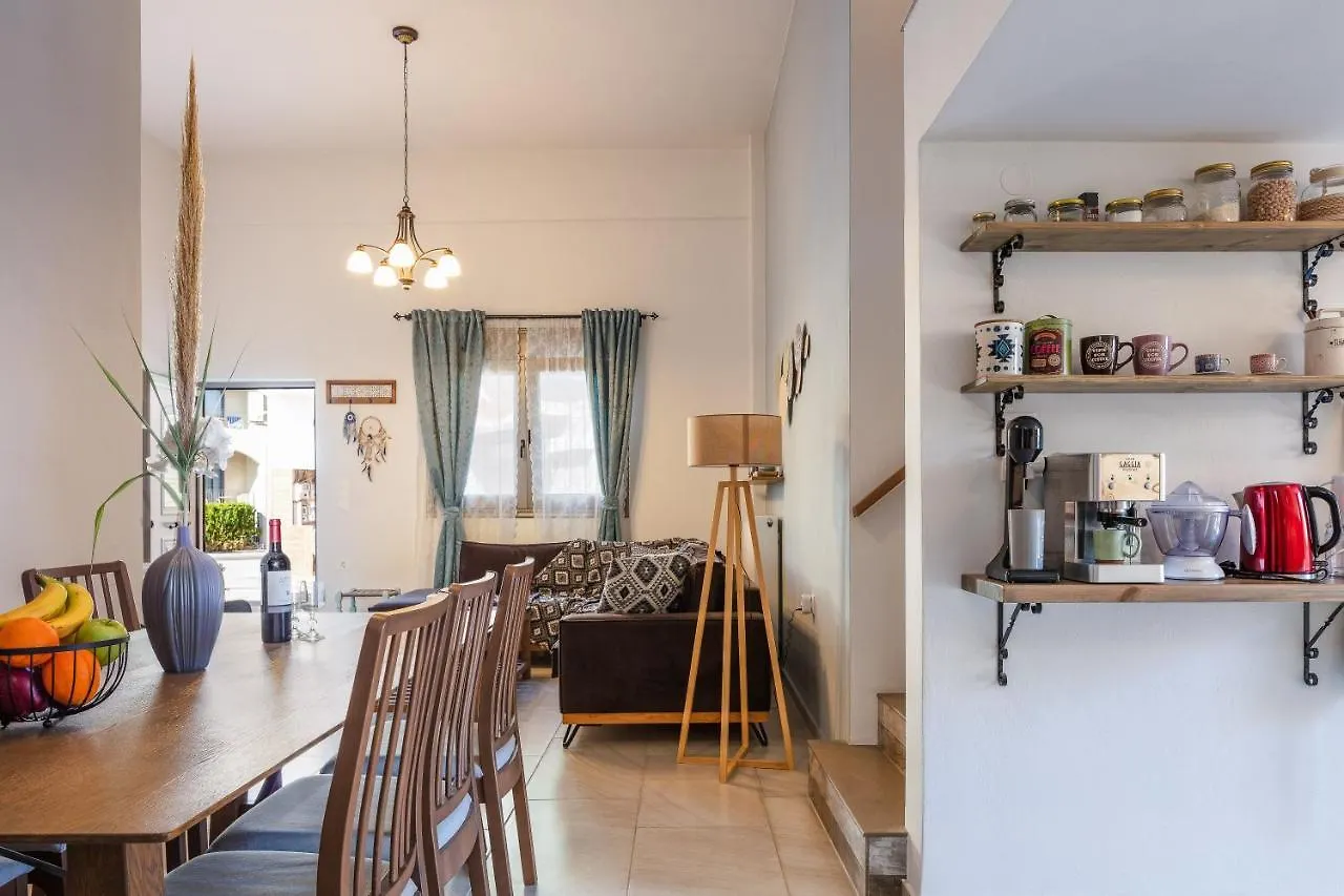 Oddas Beach House Rethymno  Holiday home