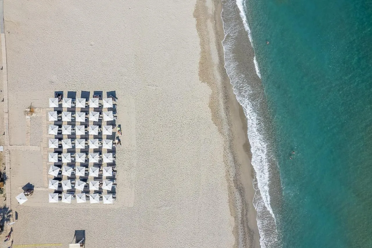 بيت للعطل Oddas Beach House ريثيمنو اليونان